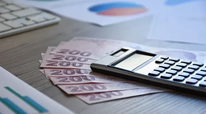 Kademeli Emeklilikte Yeni Dönem: 2000 Sonrası SGK’lılar İçin Prim ve Yaş Tablosu Netleşiyor